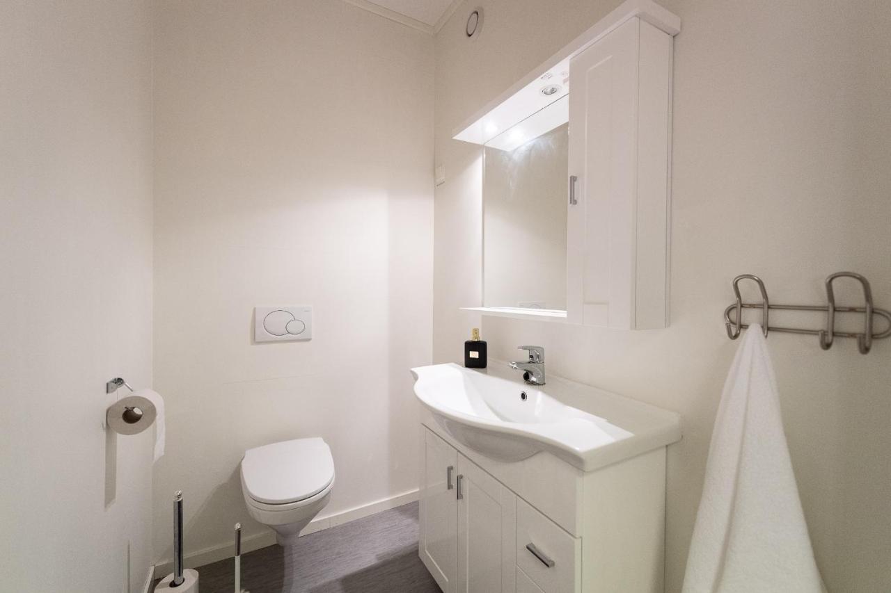 אנדנס Kristina Apartment & Alma House מראה חיצוני תמונה
